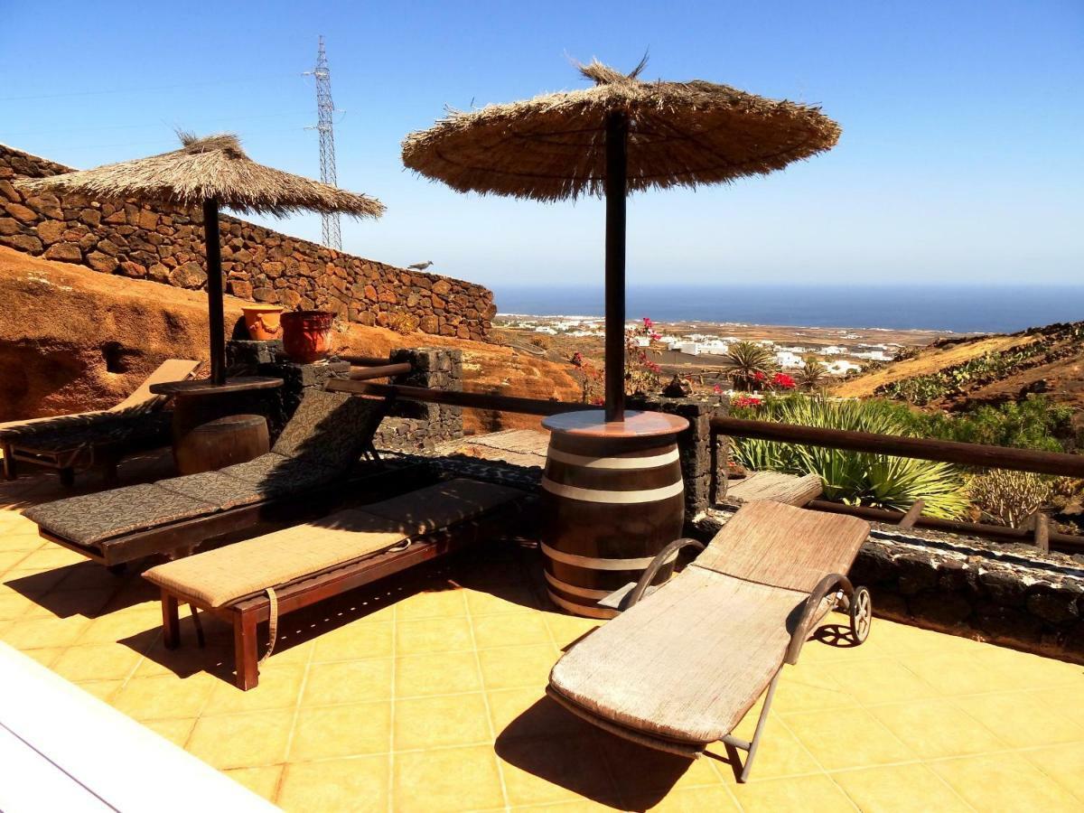Castillo Lanzarote Winni - Luxury - Pet Friendly With Heated Pool Vakantiehuis
