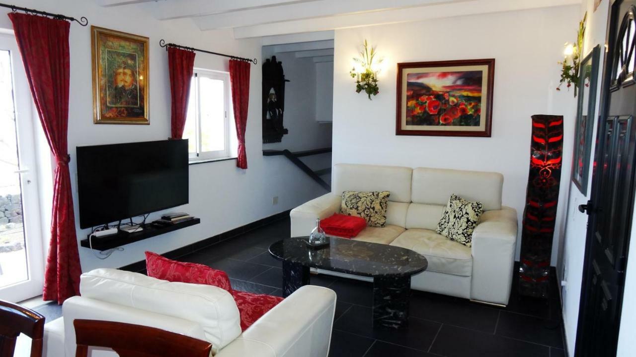 Castillo Lanzarote Winni - Luxury - Pet Friendly With Heated Pool Vakantiehuis
